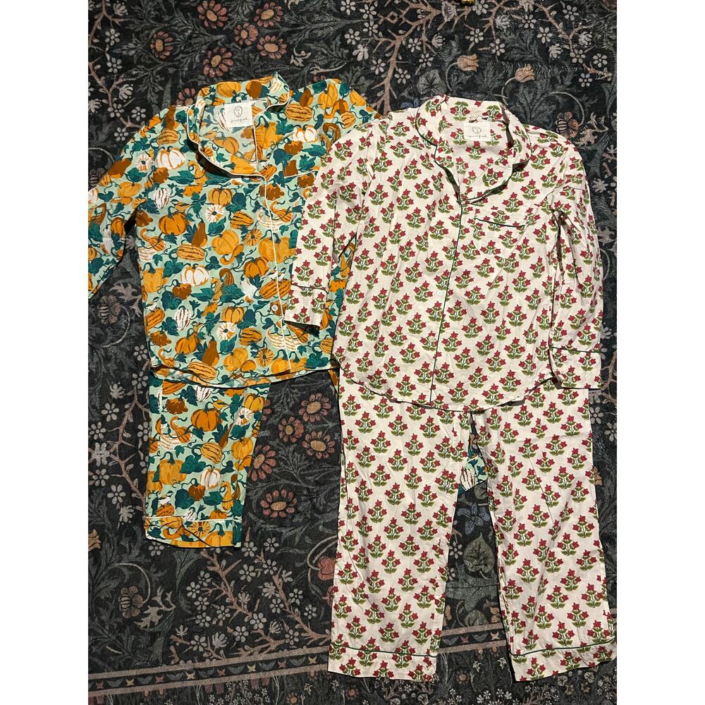 Lot of 2 Printfresh Holiday Pajamas, Thanksgiving & Christmas prints, size large